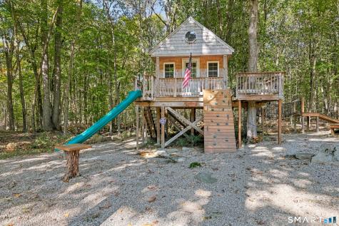 143 Ironwood Road Guilford CT 06437