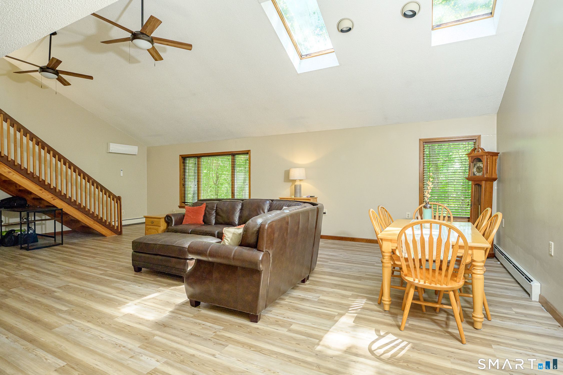 81 White Plains Road Norwich CT 06360