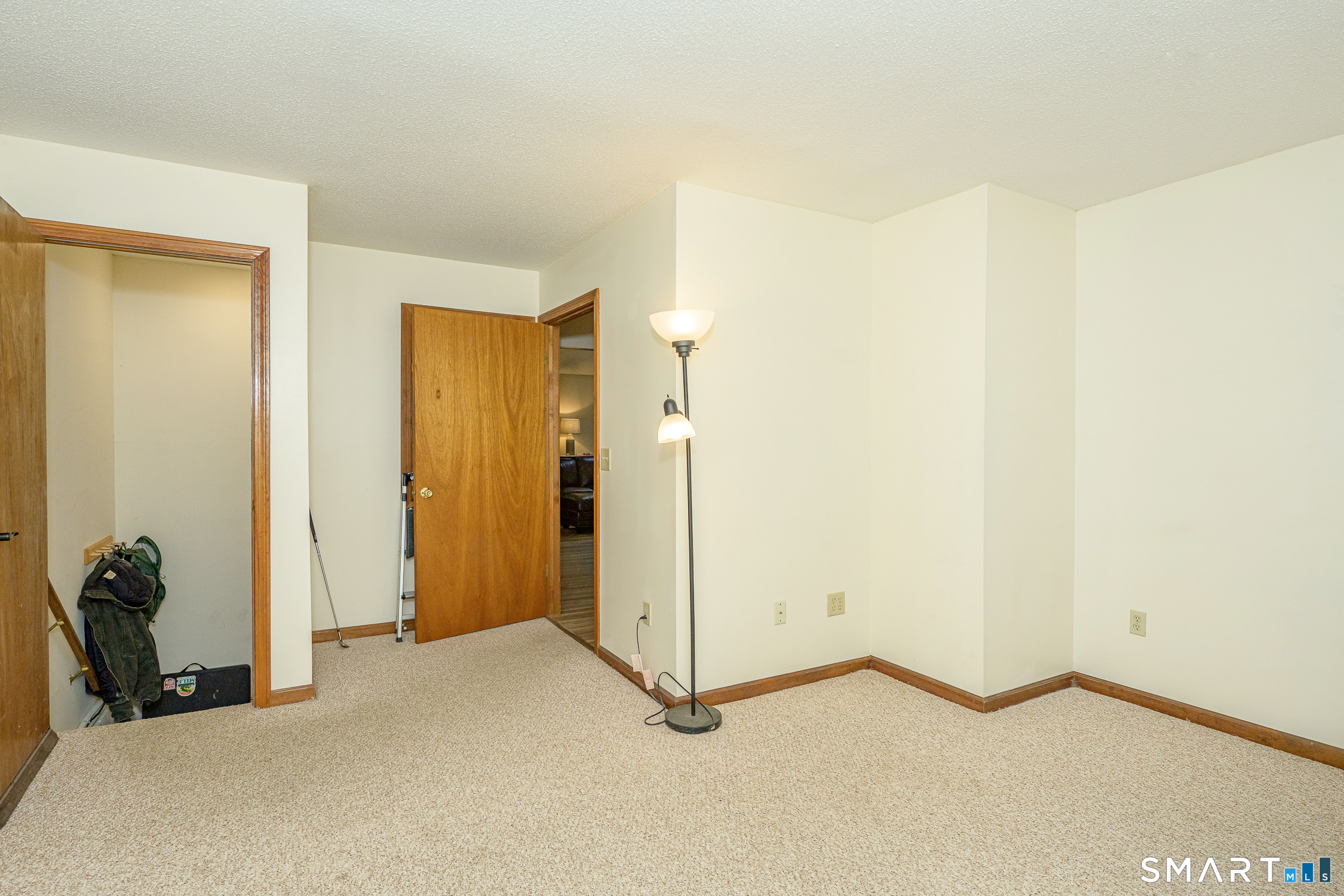 81 White Plains Road Norwich CT 06360