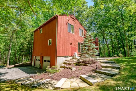81 White Plains Road Norwich CT 06360