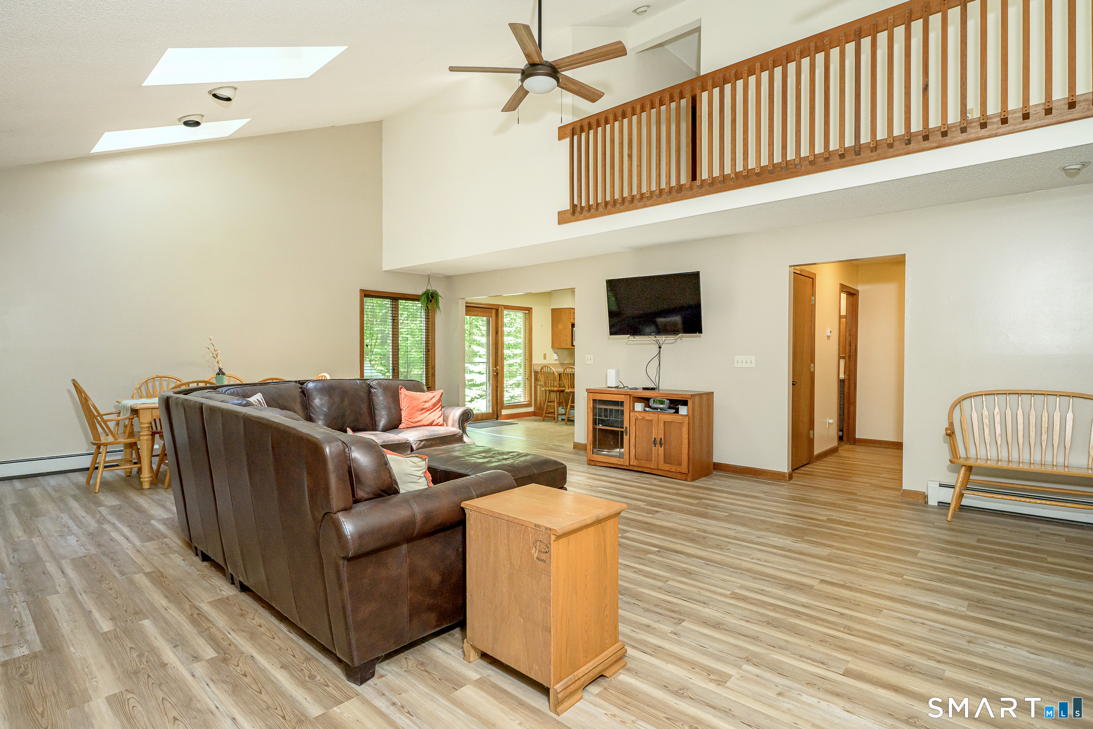 81 White Plains Road Norwich CT 06360