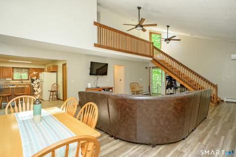 81 White Plains Road Norwich CT 06360