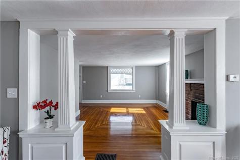 15 Crown Street Plainville CT 06062
