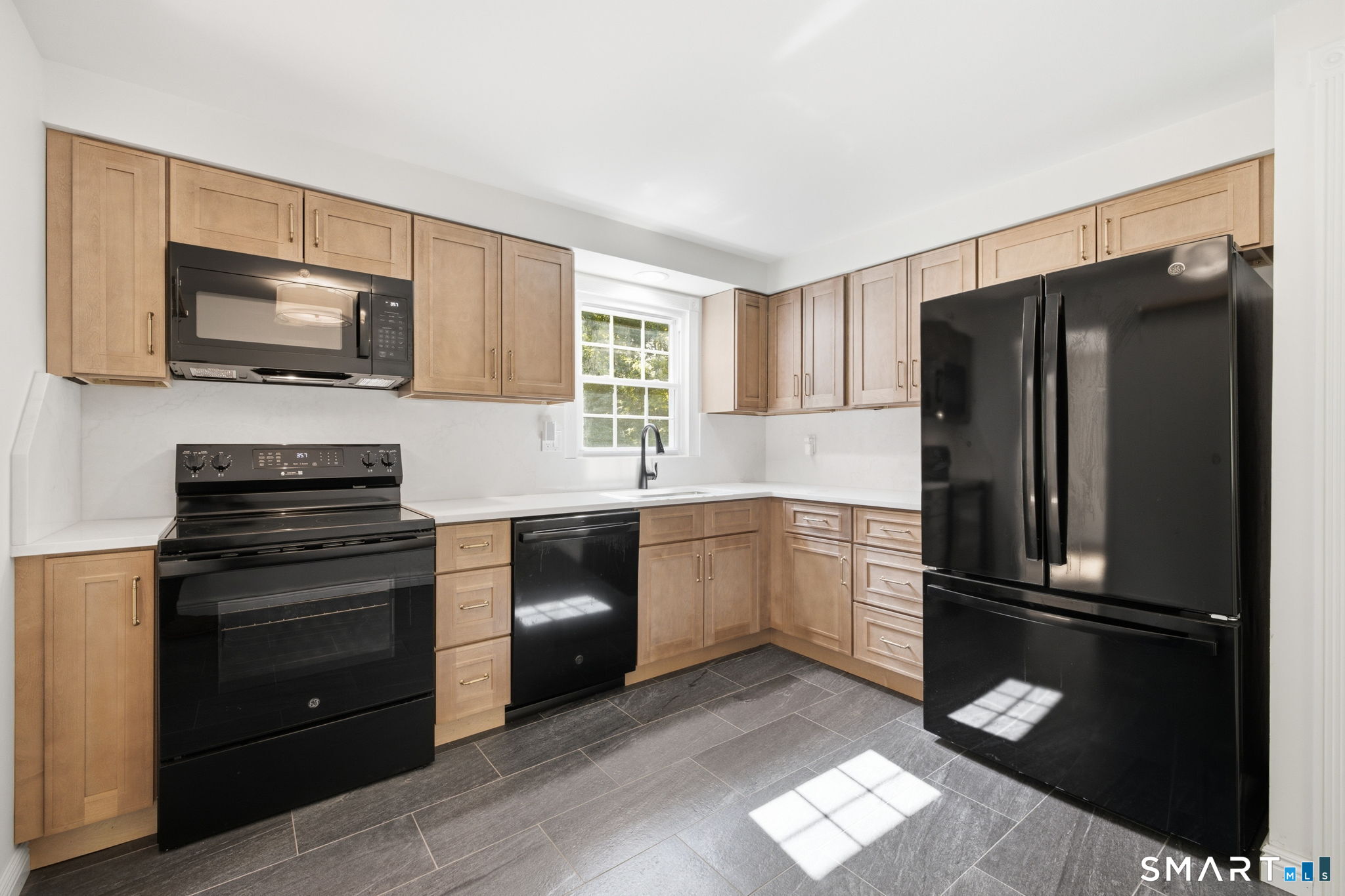 99 Cow Hill Road Clinton CT 06413
