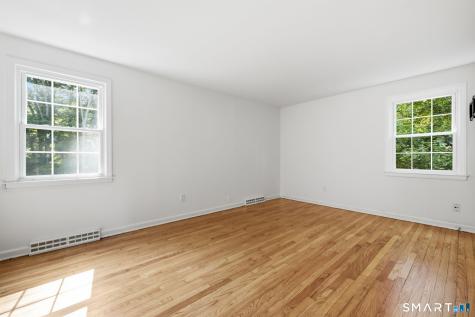 99 Cow Hill Road Clinton CT 06413