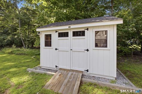 99 Cow Hill Road Clinton CT 06413