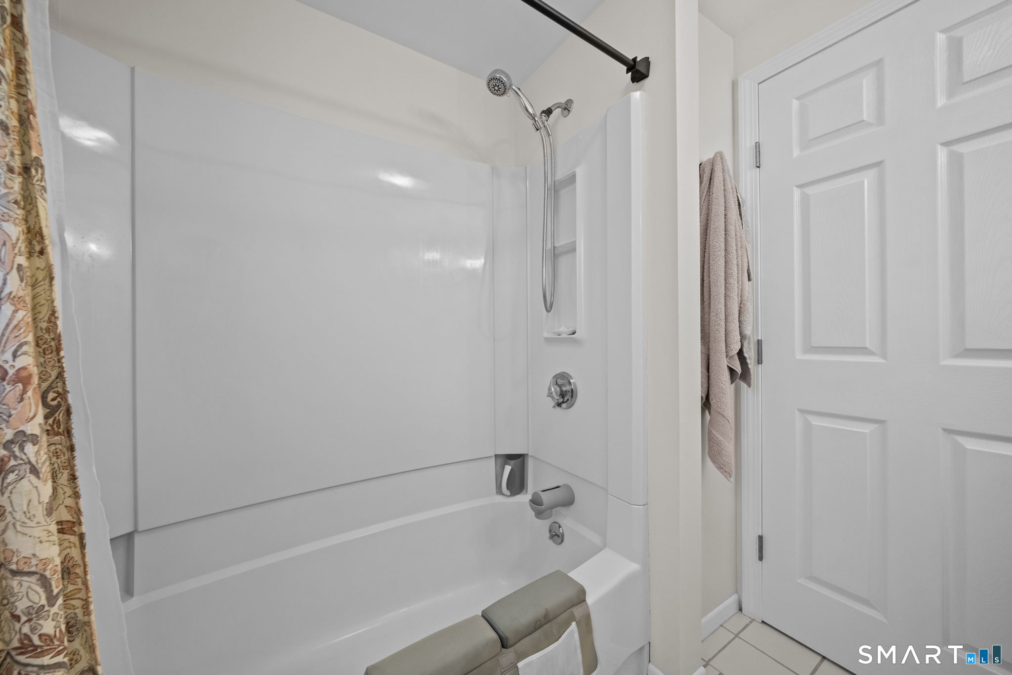 60 Deerfield Ridge Drive Groton CT 06355