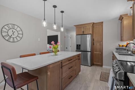 60 Deerfield Ridge Drive Groton CT 06355