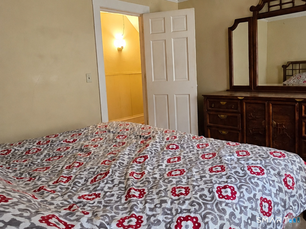17 Orchard Street Norwich CT 06360