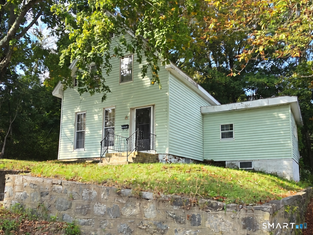 17 Orchard Street Norwich CT 06360