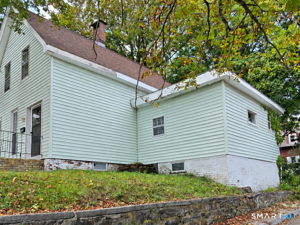 17 Orchard Street Norwich CT 06360