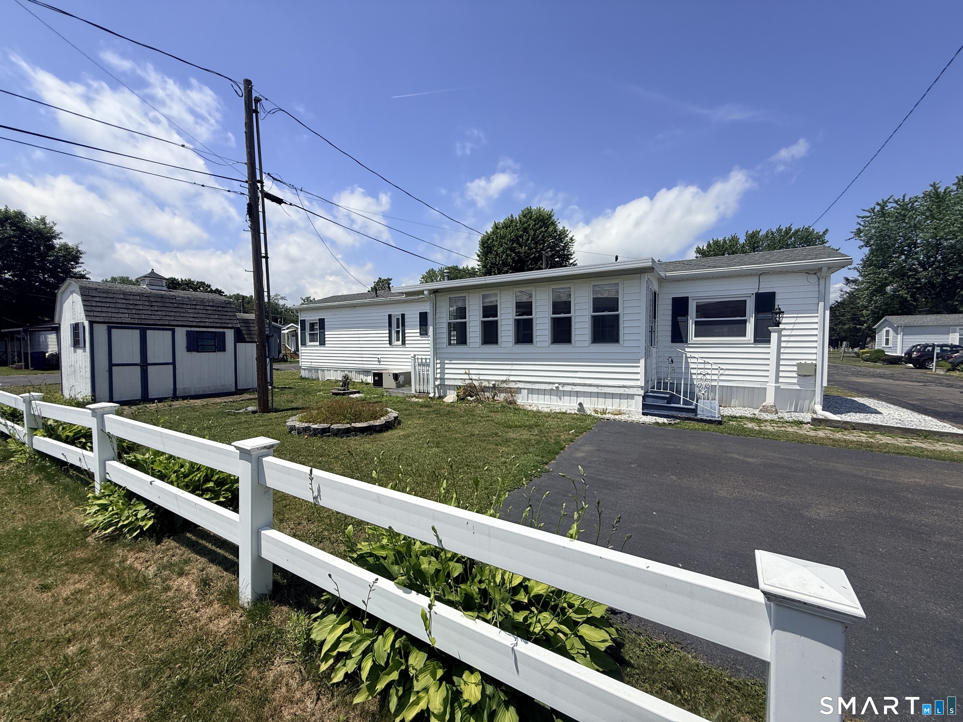 19 Pine Street East Windsor CT 06088