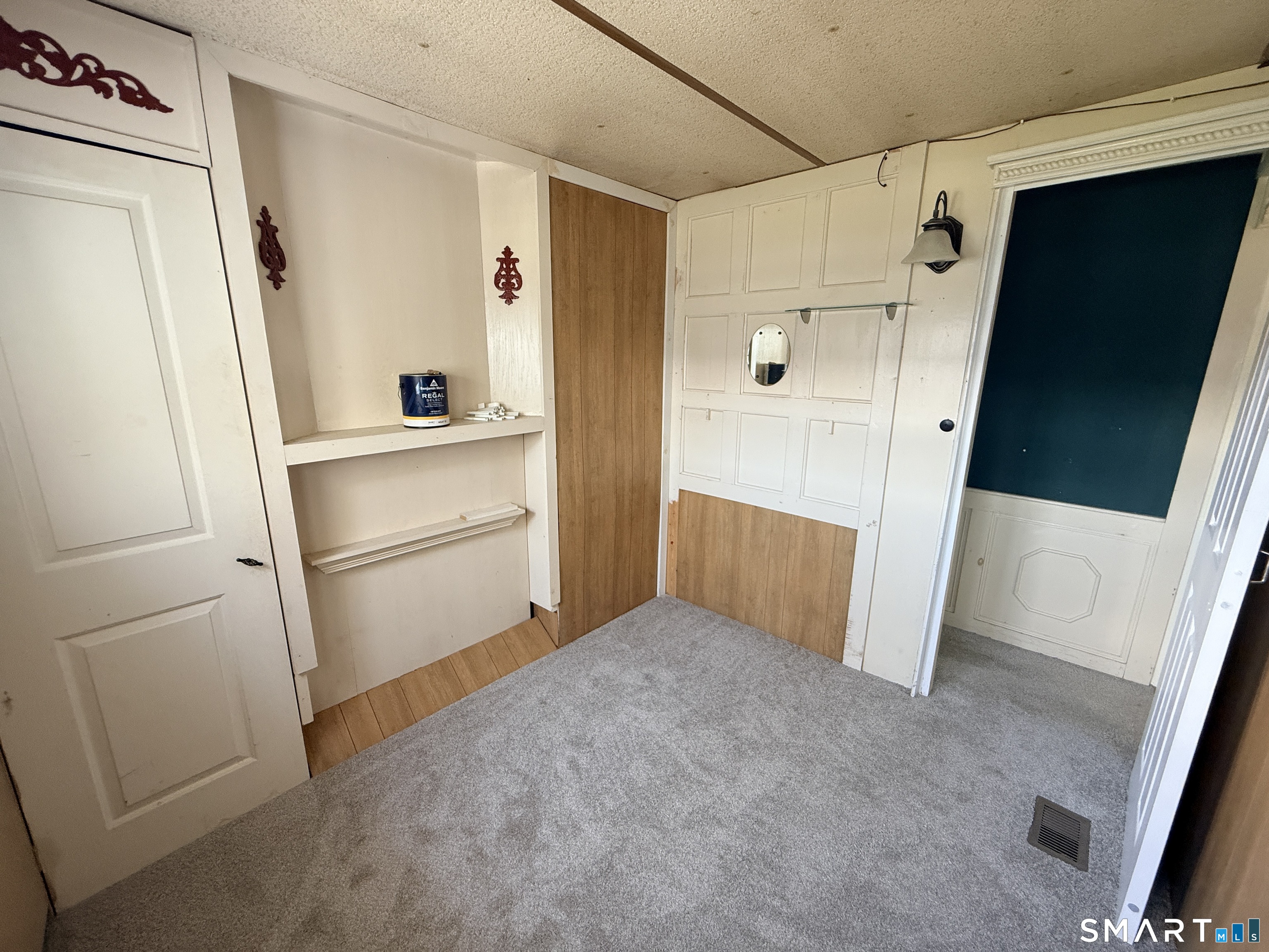 19 Pine Street East Windsor CT 06088