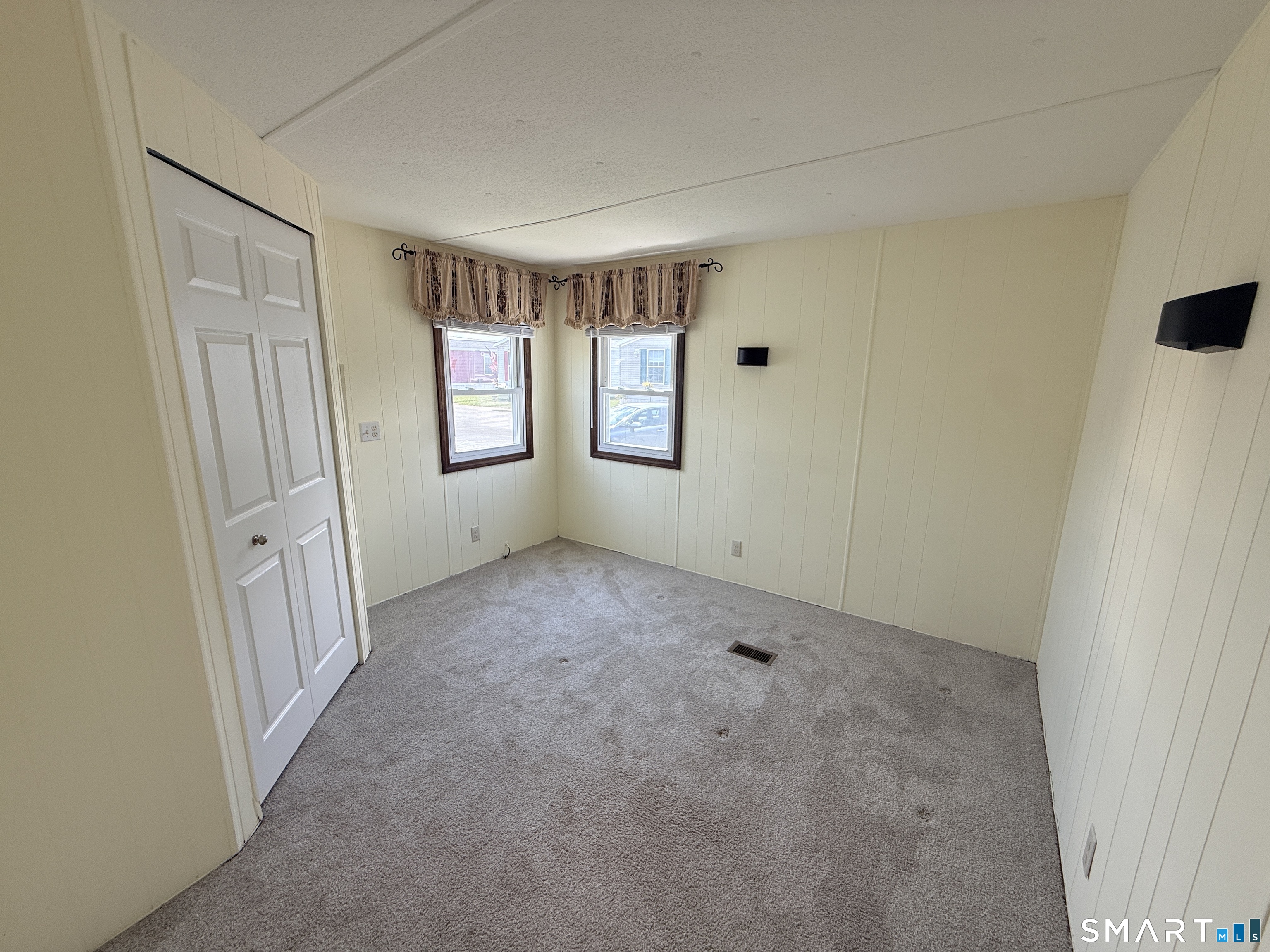 19 Pine Street East Windsor CT 06088
