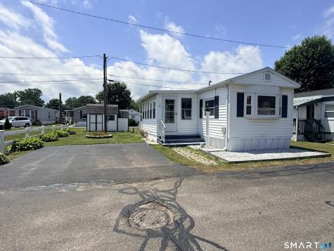19 Pine Street East Windsor CT 06088