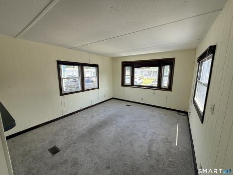 19 Pine Street East Windsor CT 06088