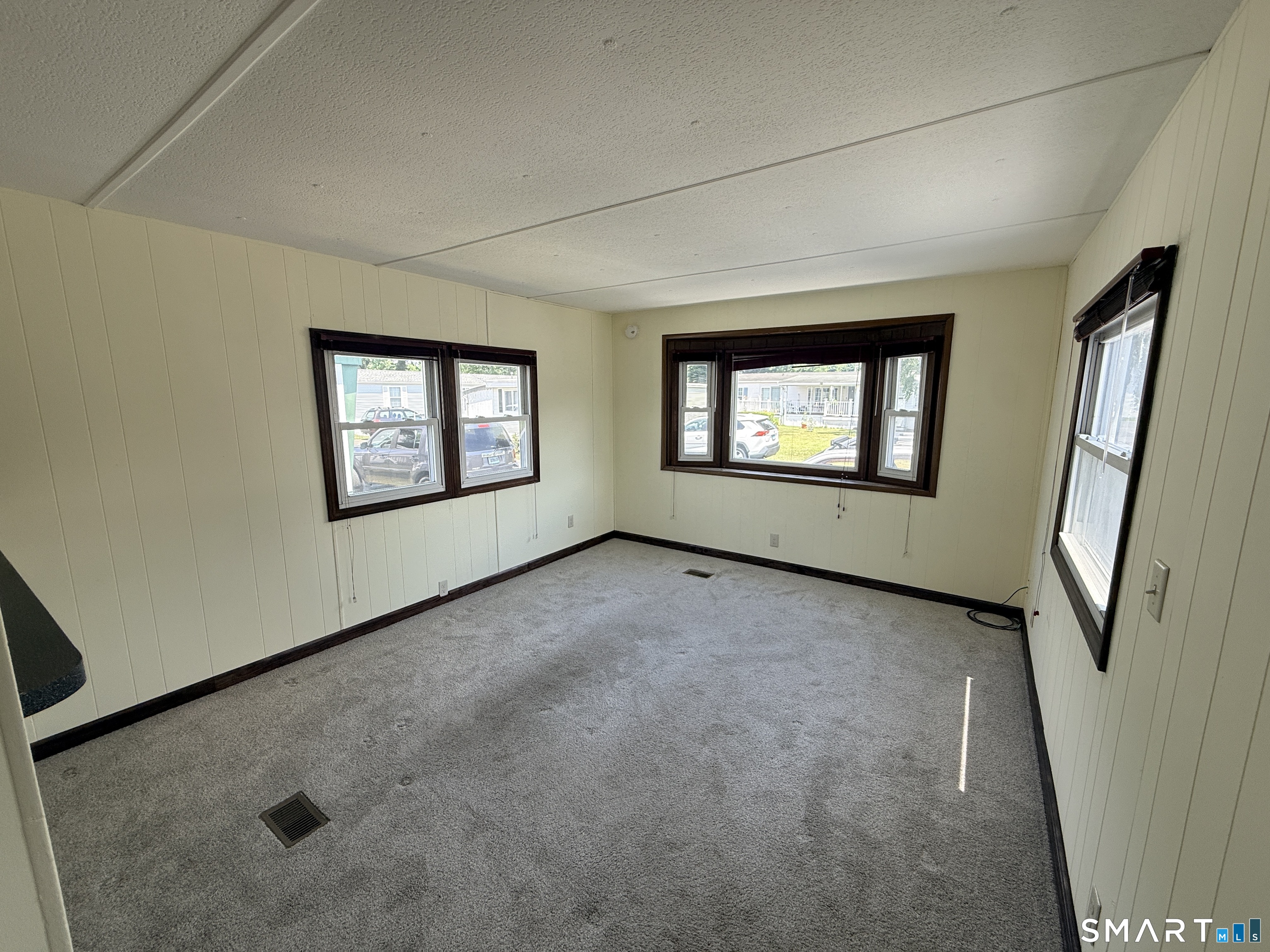 19 Pine Street East Windsor CT 06088