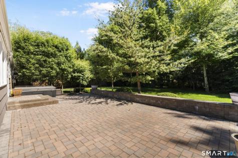 180 Tom Swamp Road Hamden CT 06518