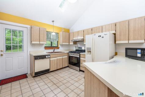 75 Madley Road Lebanon CT 06249