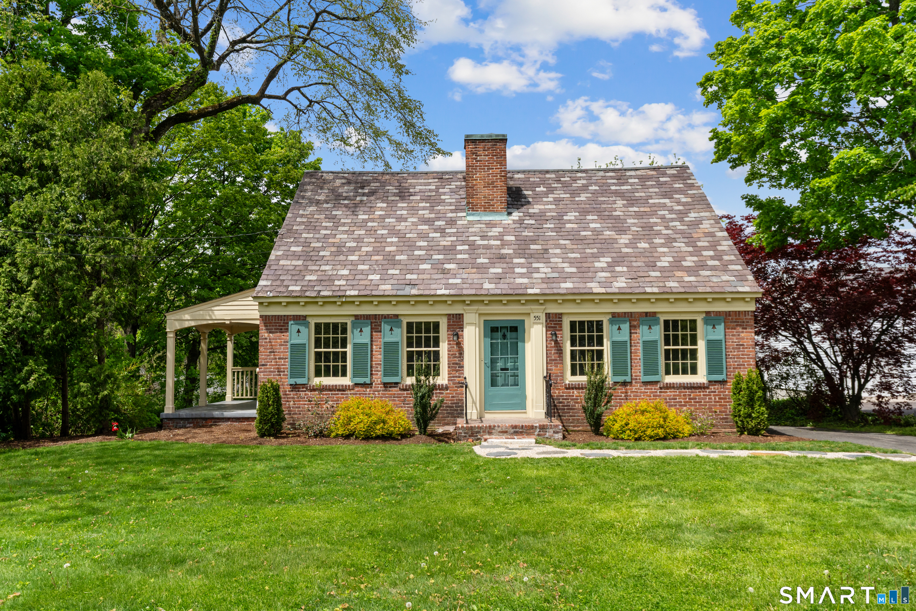551 North Main Street Suffield CT 06078