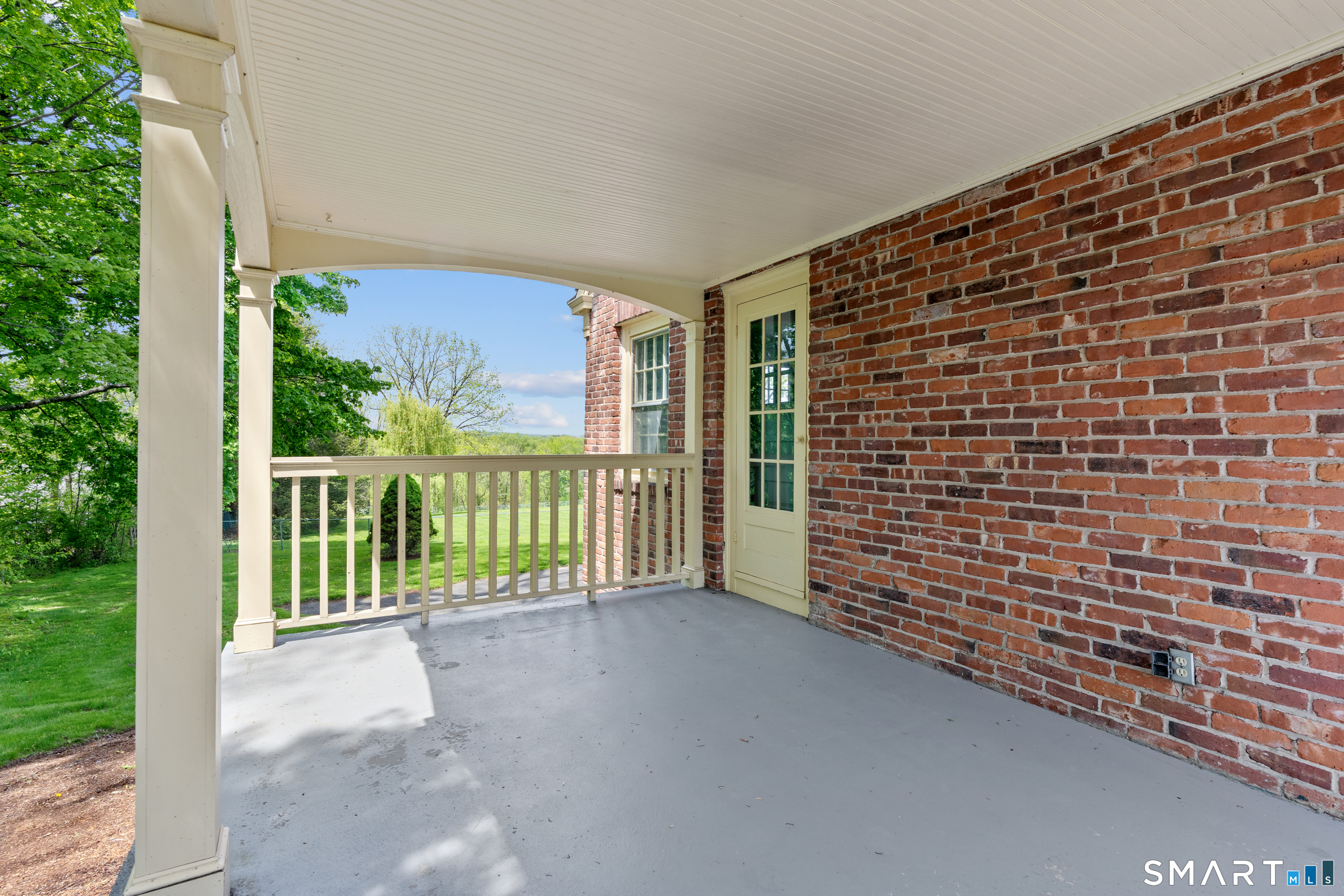 551 North Main Street Suffield CT 06078
