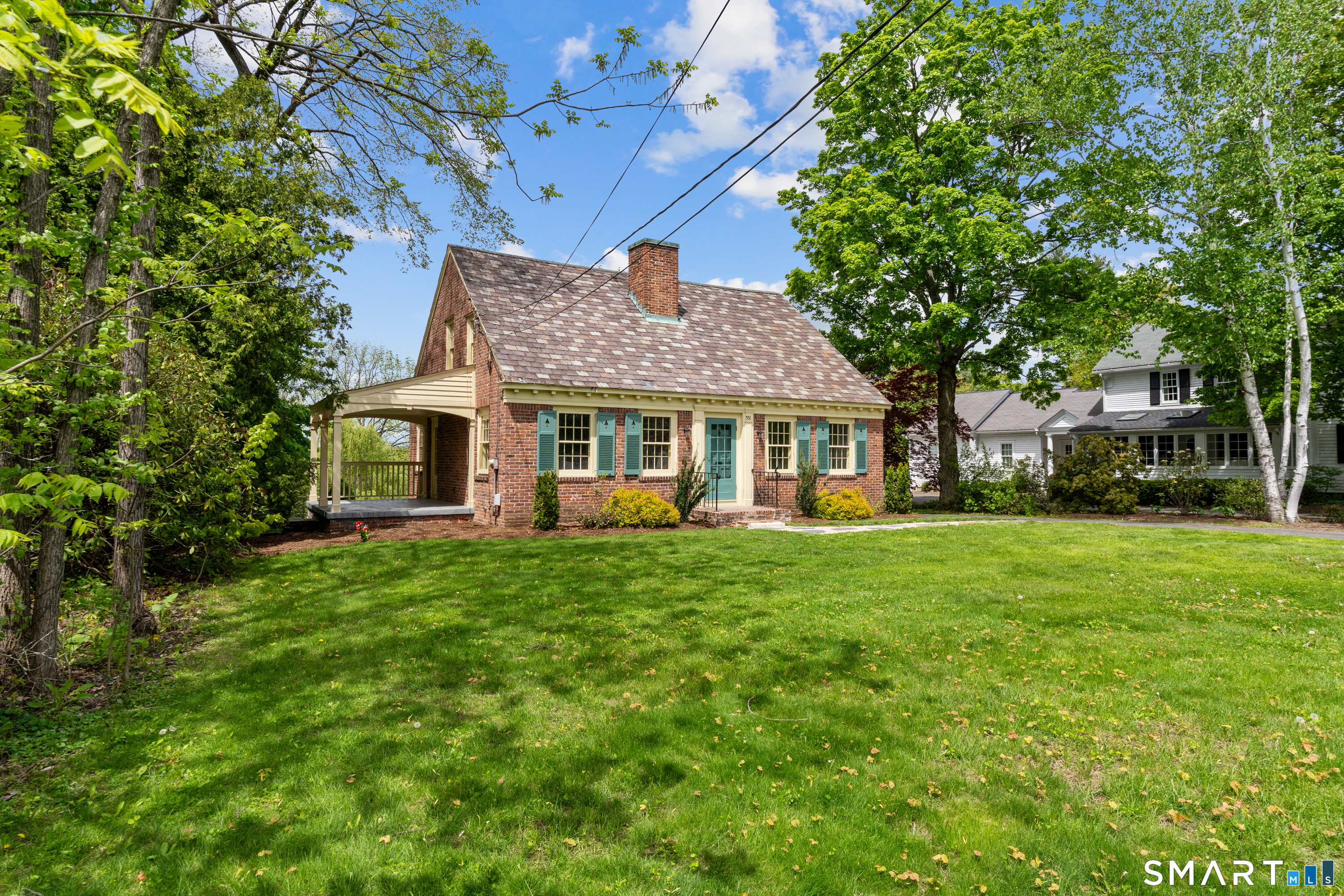 551 North Main Street Suffield CT 06078