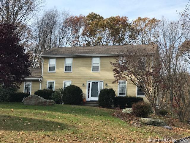 8 Horse Stable Circle Shelton CT 06484