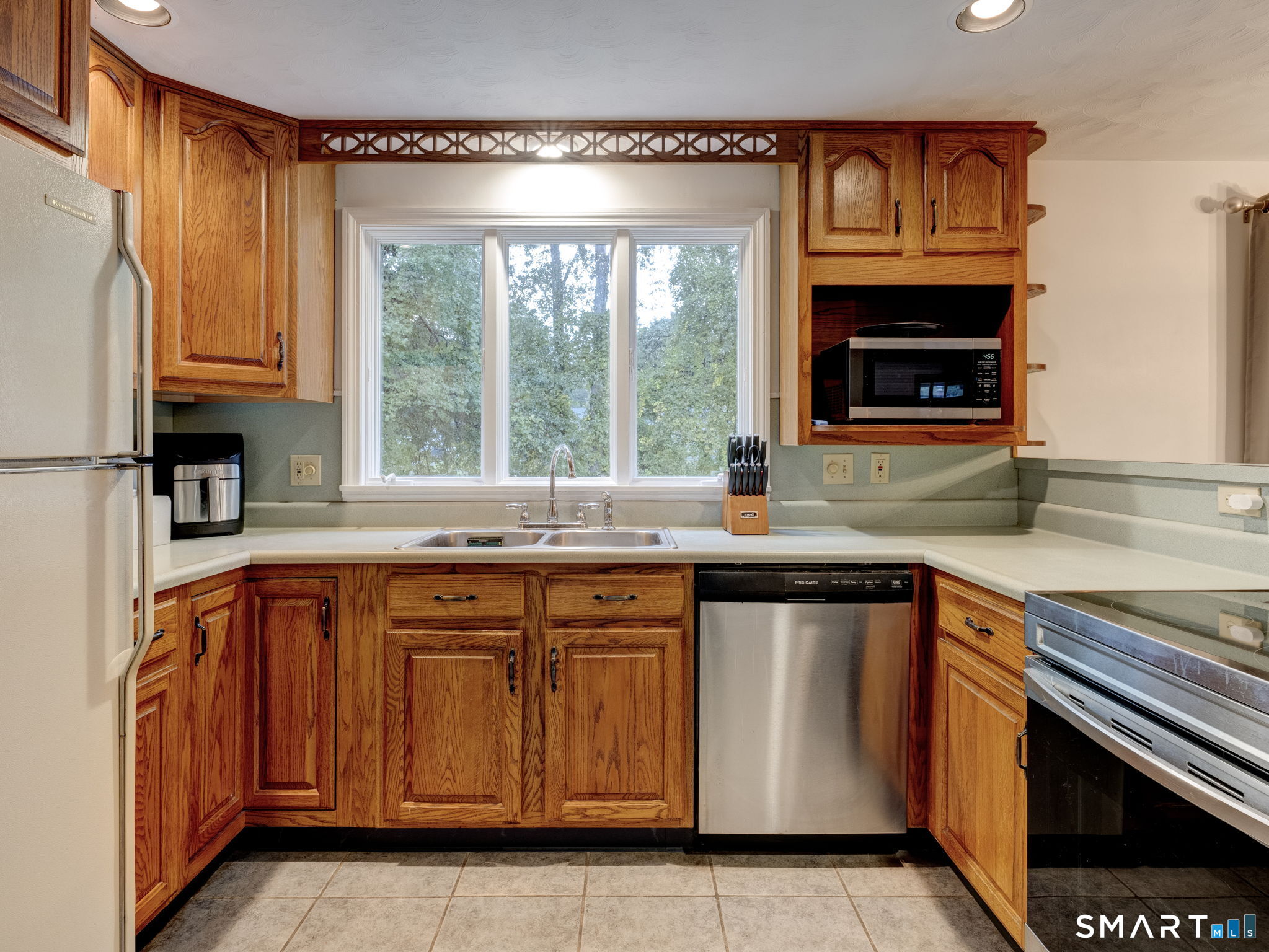 16 Windham Road Enfield CT 06082