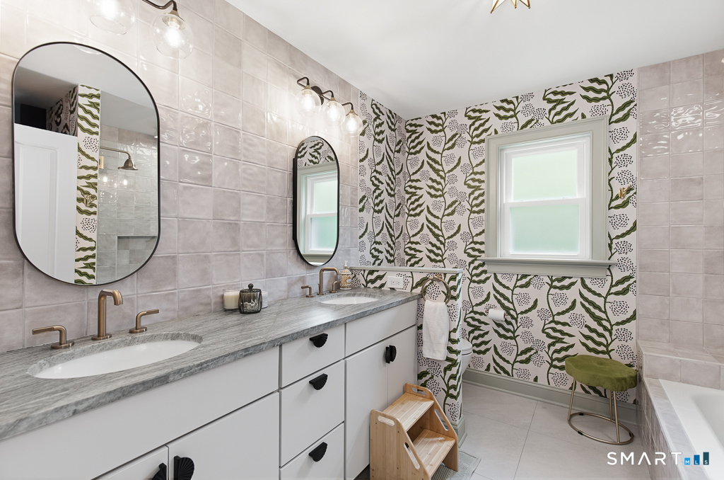 151 Platt Lane Milford CT 06461