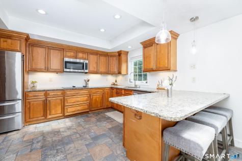 76 Collier Road Wethersfield CT 06109