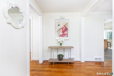 76 Collier Road Wethersfield CT 06109