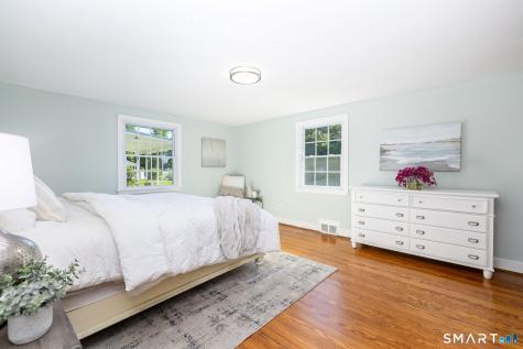 76 Collier Road Wethersfield CT 06109