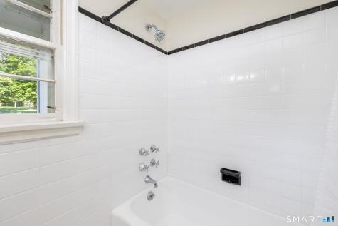 76 Collier Road Wethersfield CT 06109