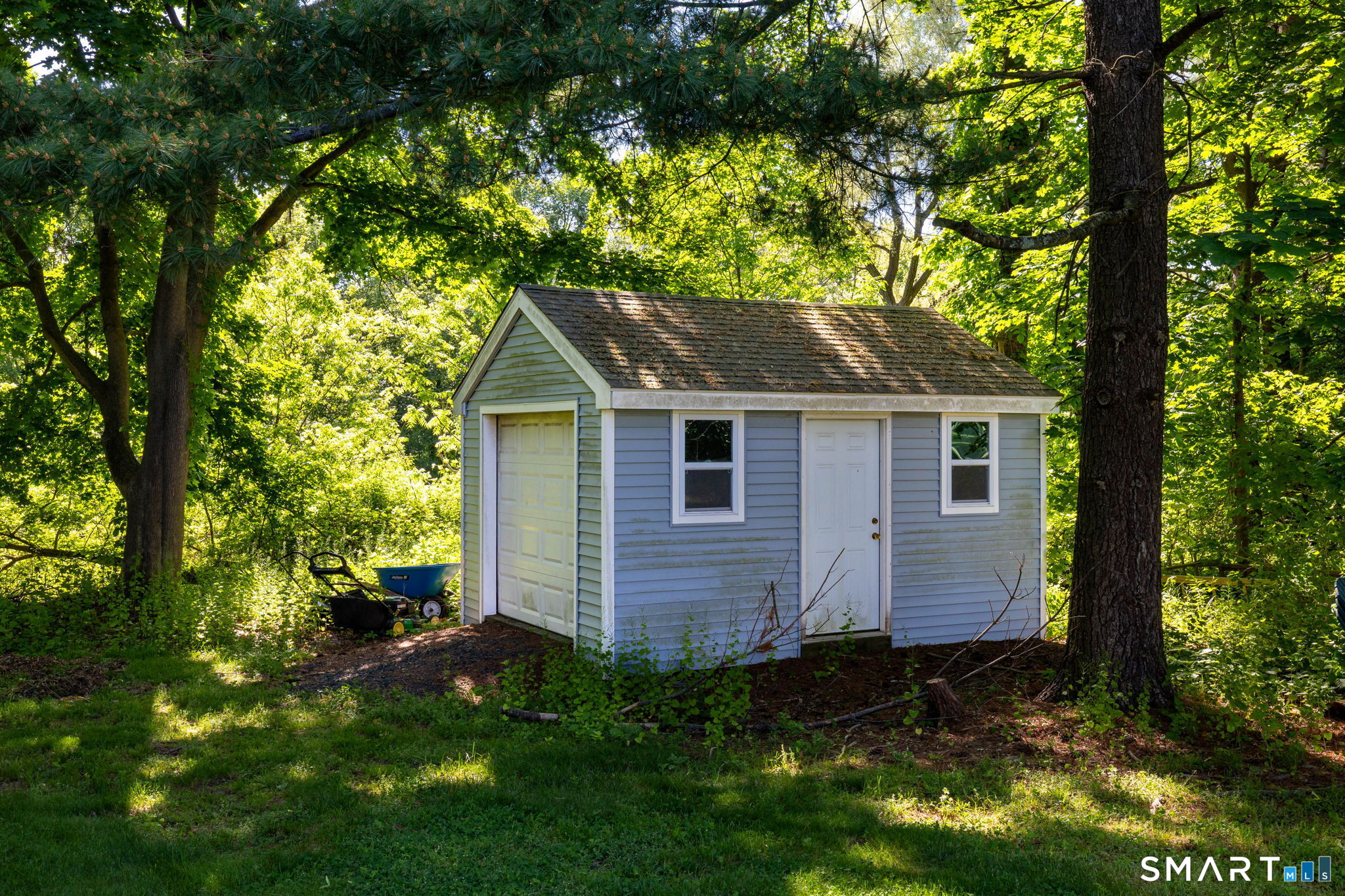 76 Collier Road Wethersfield CT 06109