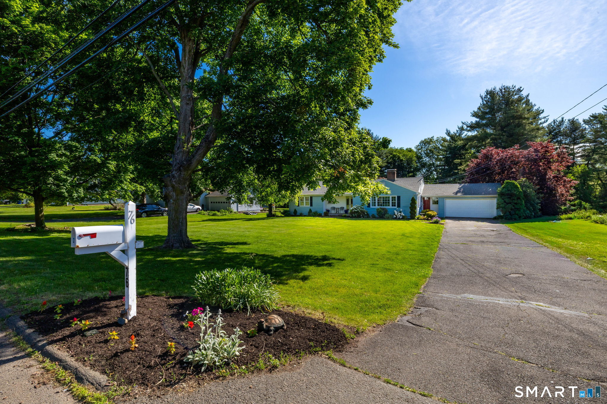 76 Collier Road Wethersfield CT 06109