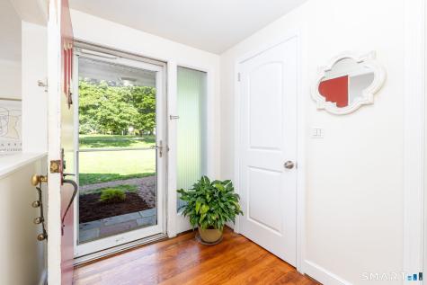 76 Collier Road Wethersfield CT 06109