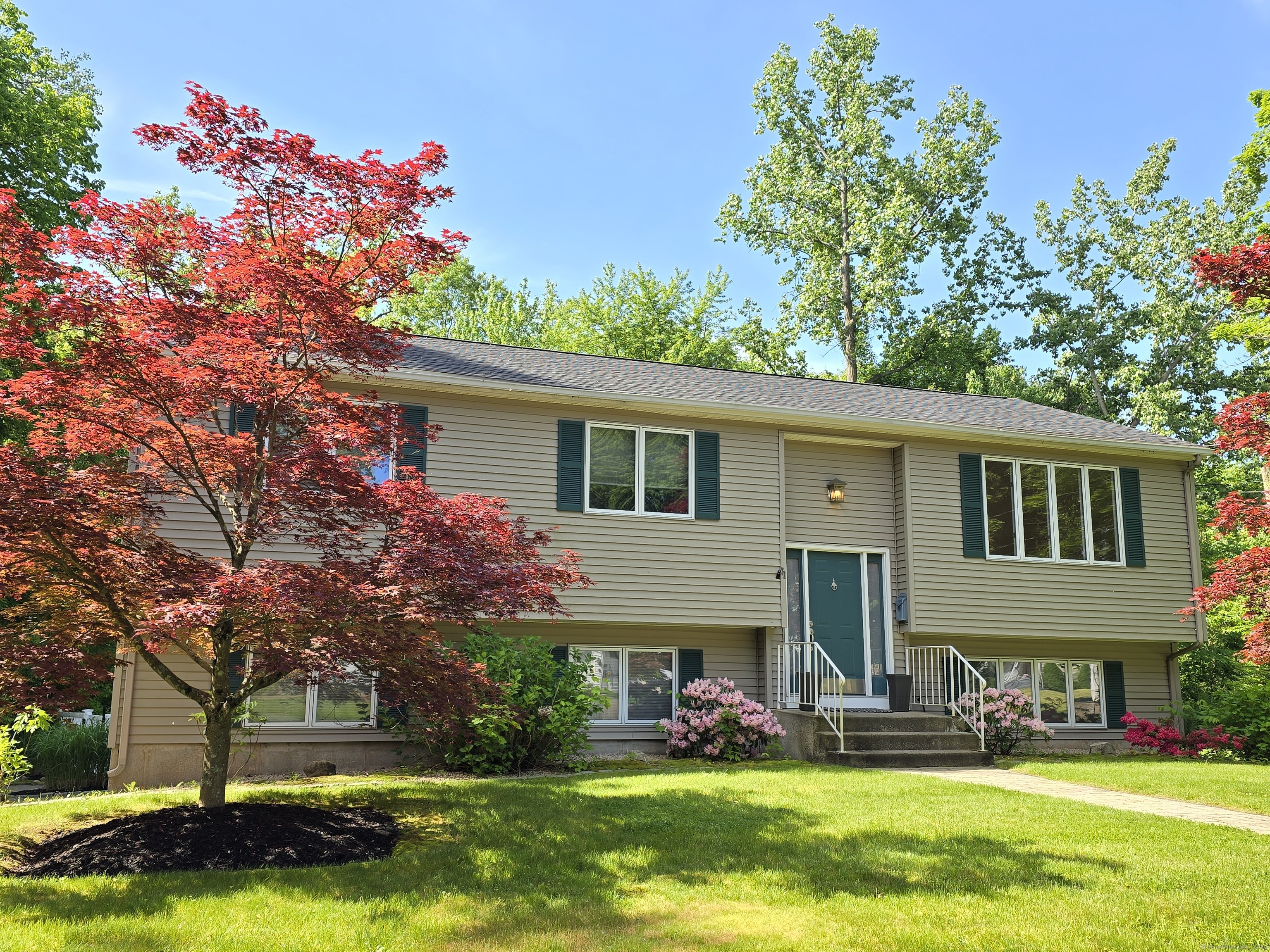 71 Barbonsel Road East Hartford CT 06118