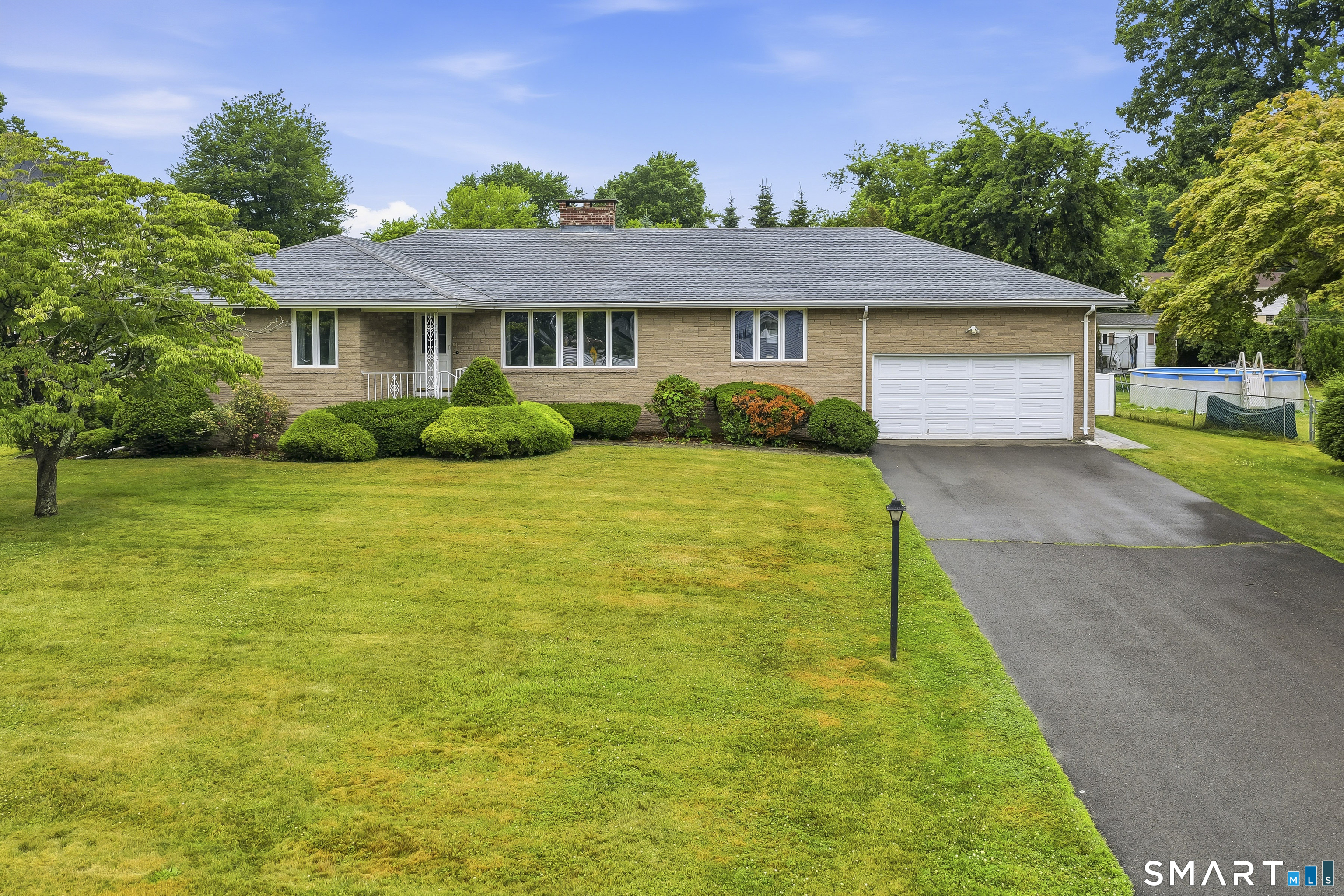 883 Sawmill Road West Haven CT 06516