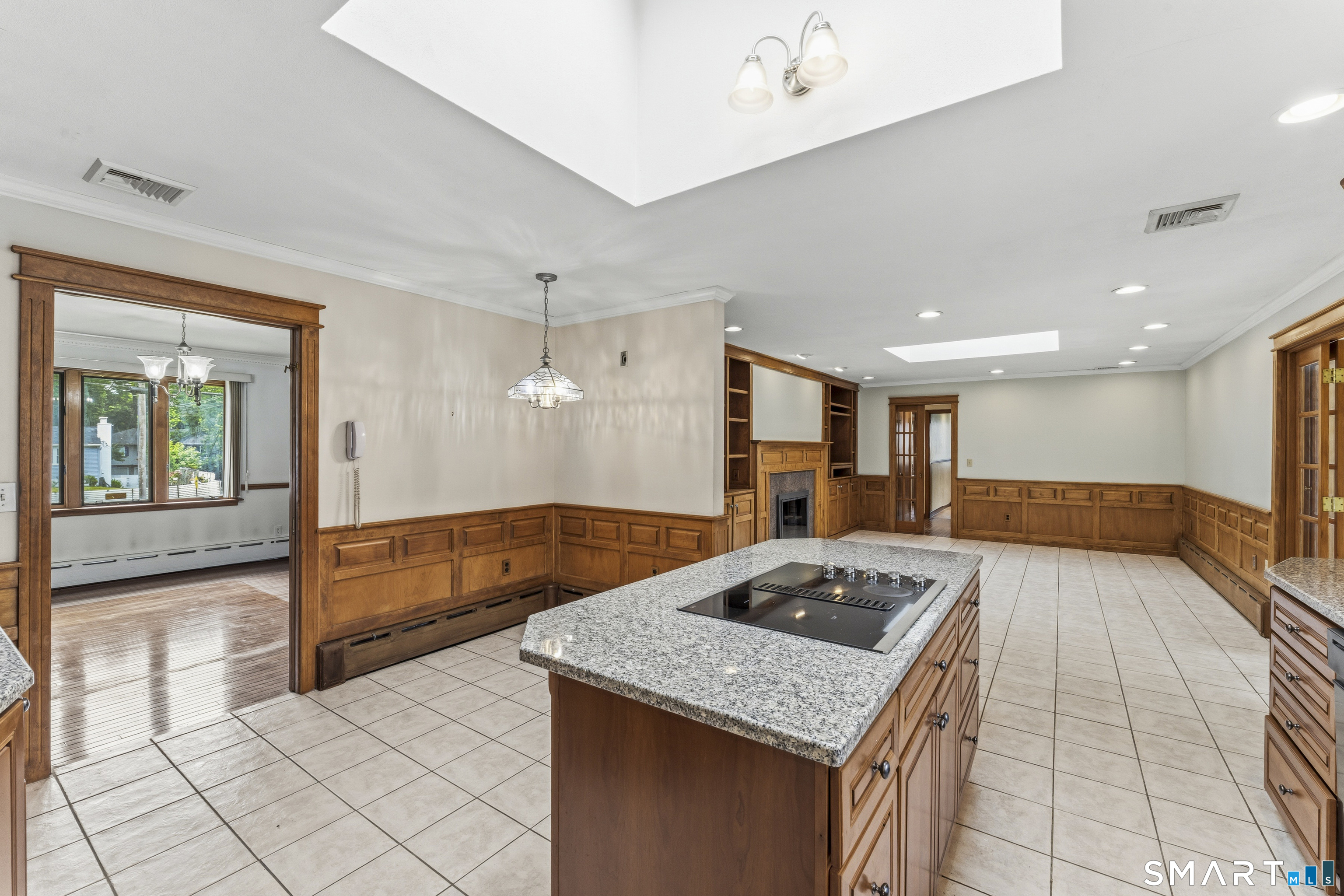 883 Sawmill Road West Haven CT 06516