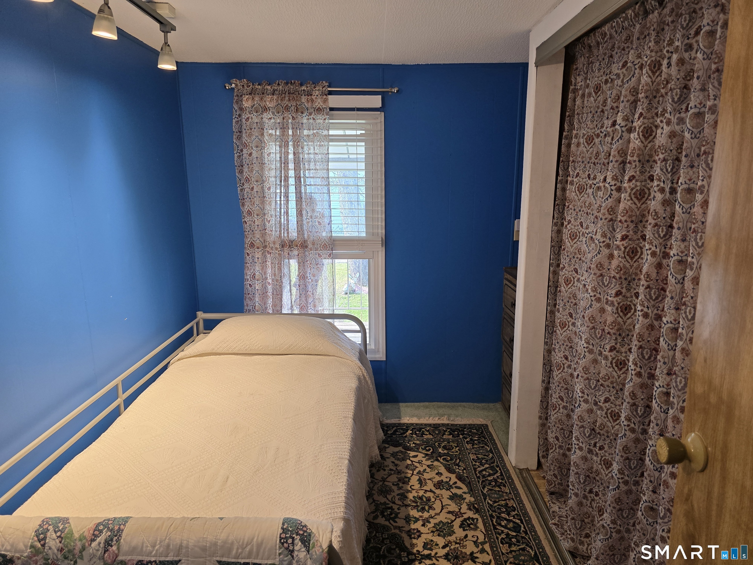 35 Arawak Drive East Hartford CT 06118