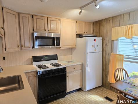 35 Arawak Drive East Hartford CT 06118
