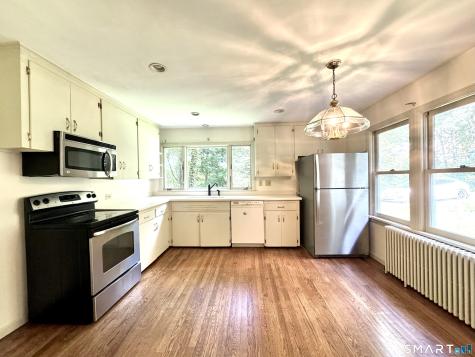 15 Ilion Road New Fairfield CT 06812