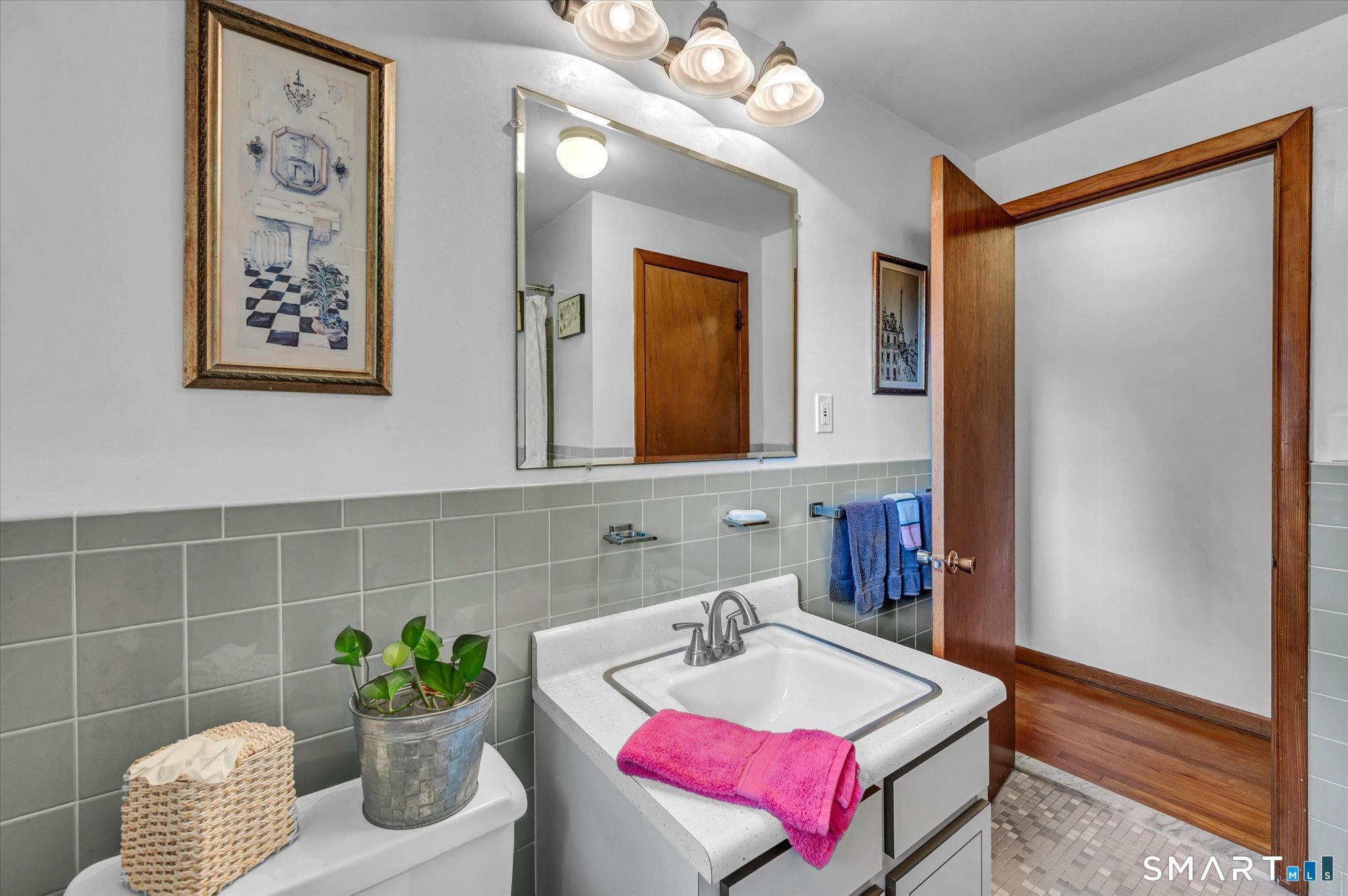 54 Exeter Road Hamden CT 06518