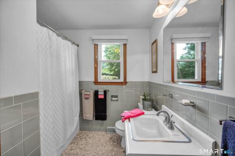 54 Exeter Road Hamden CT 06518