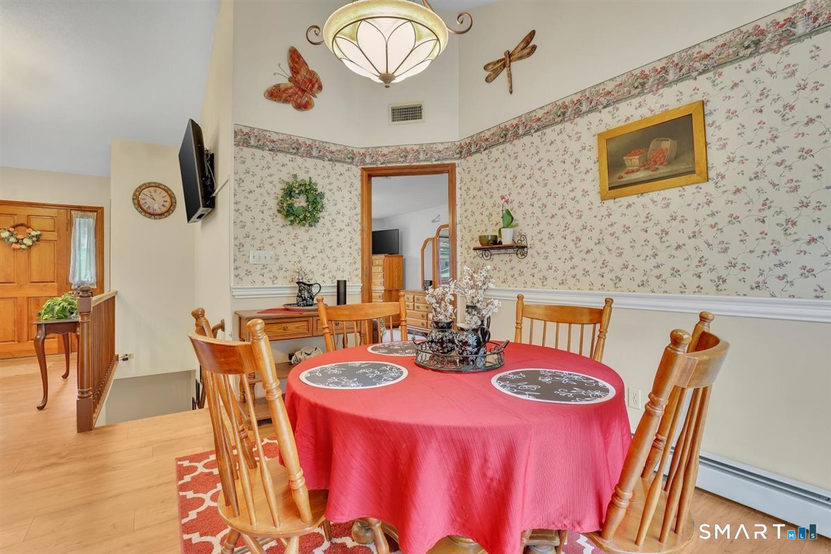 197 Dana Lane Meriden CT 06451