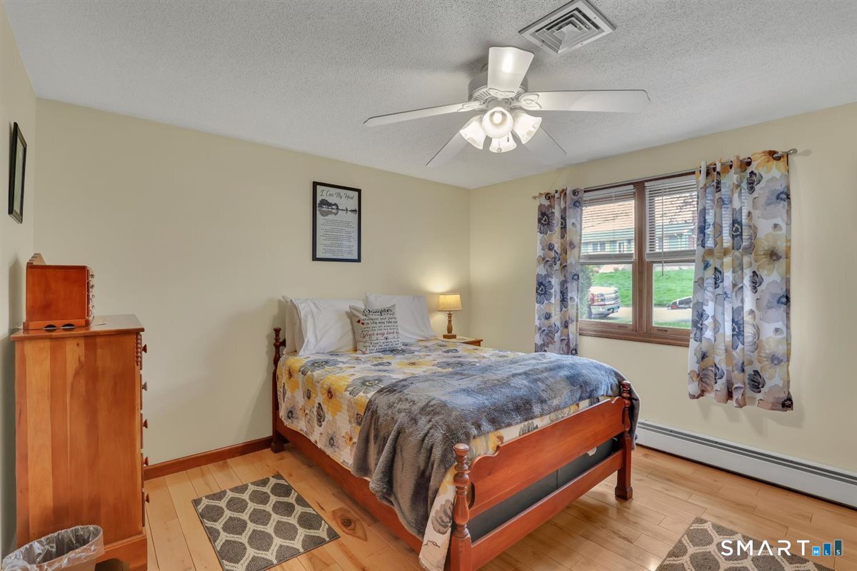 197 Dana Lane Meriden CT 06451
