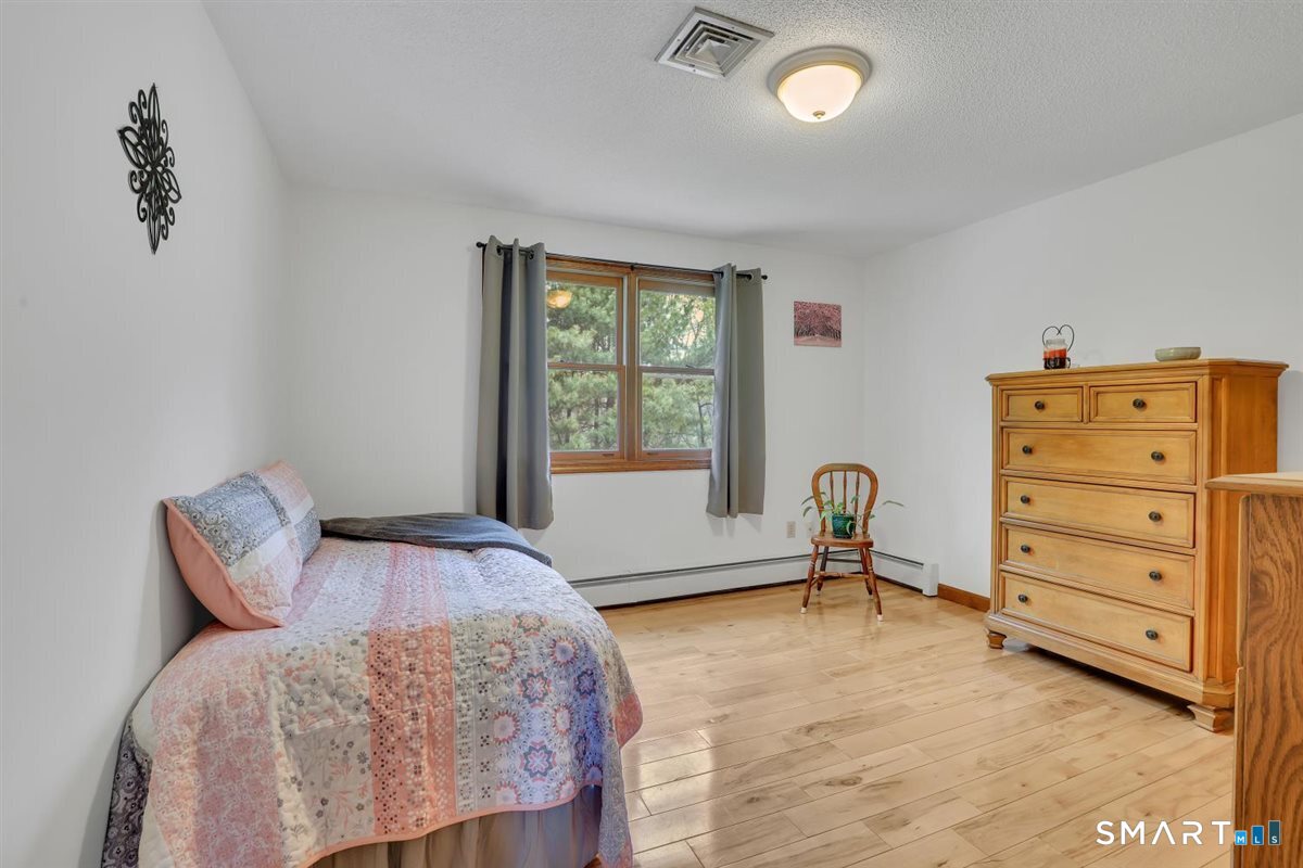 197 Dana Lane Meriden CT 06451