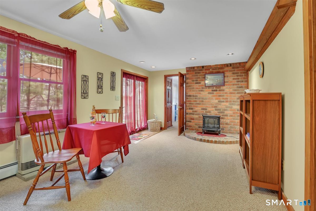 197 Dana Lane Meriden CT 06451