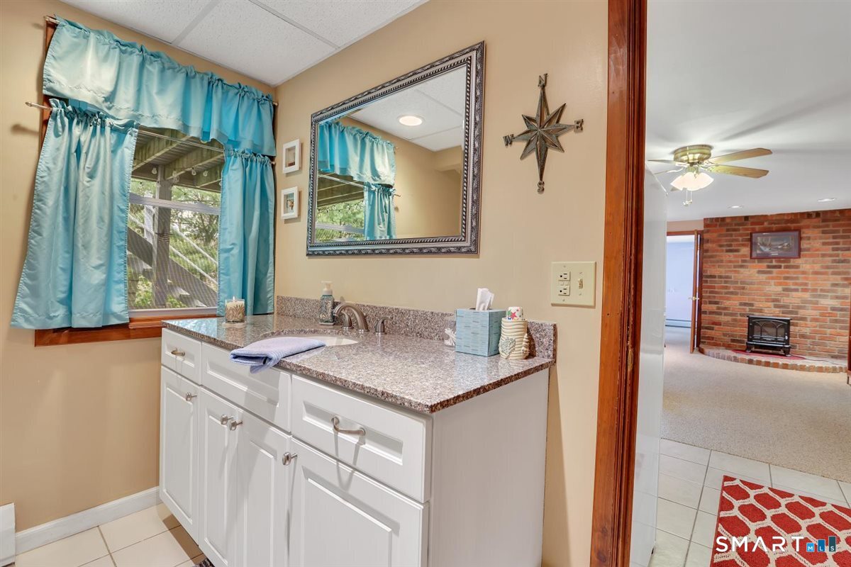 197 Dana Lane Meriden CT 06451
