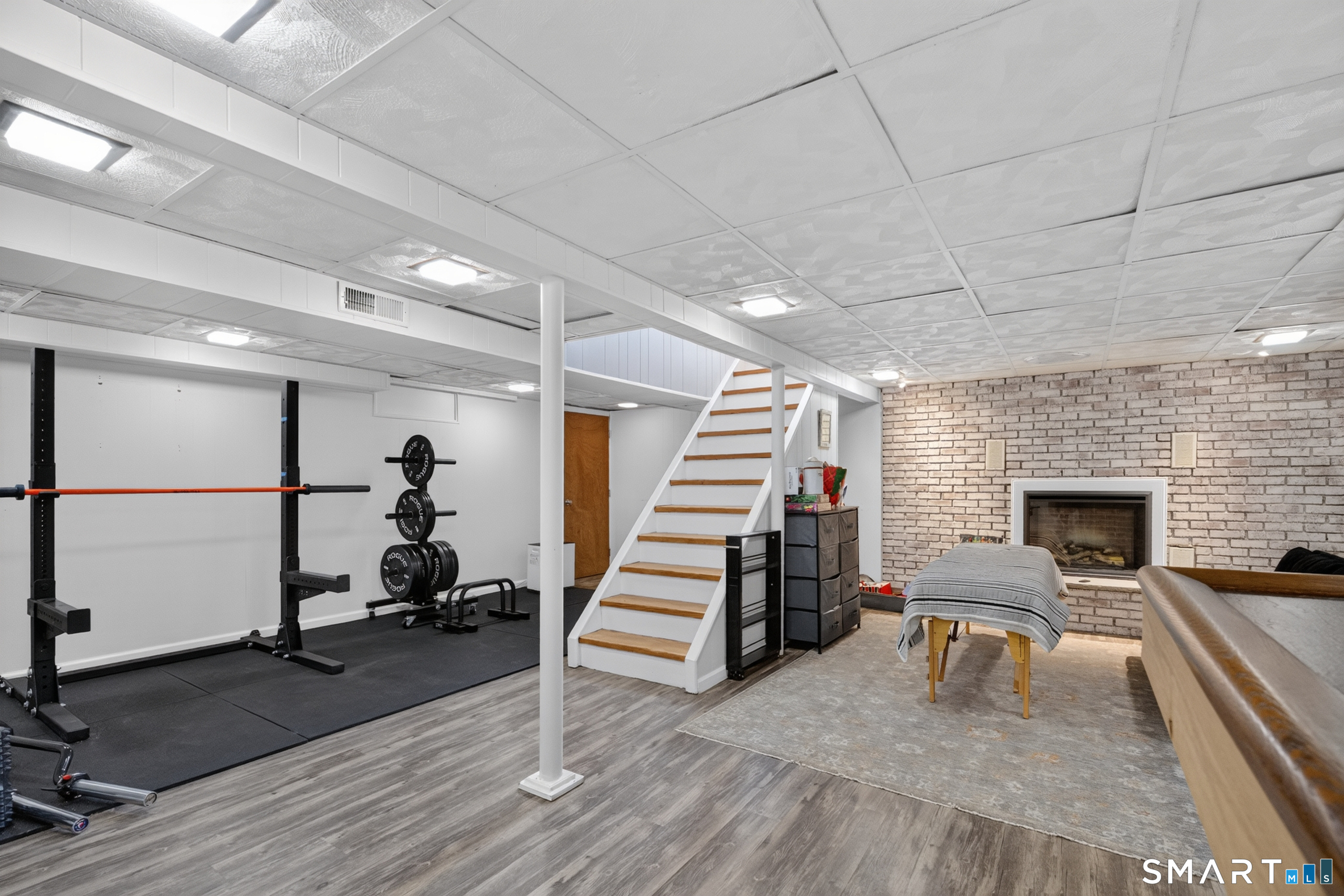 26 Crestwood Road Milford CT 06460